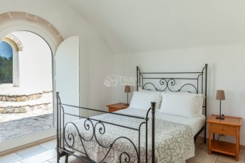 Monte Gobbo | camera da letto dependance