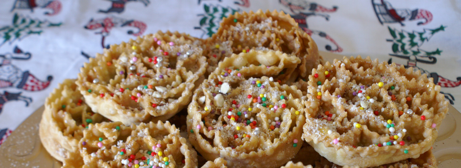 Dolci Natalizi Pugliesi Cartellate.Il Venditore Di Cartellate Trullionline